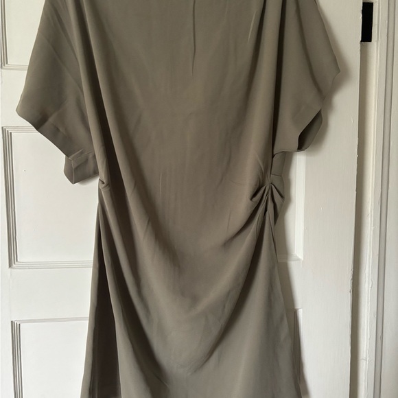 H&M Taupe Mini Dress - Picture 1 of 1